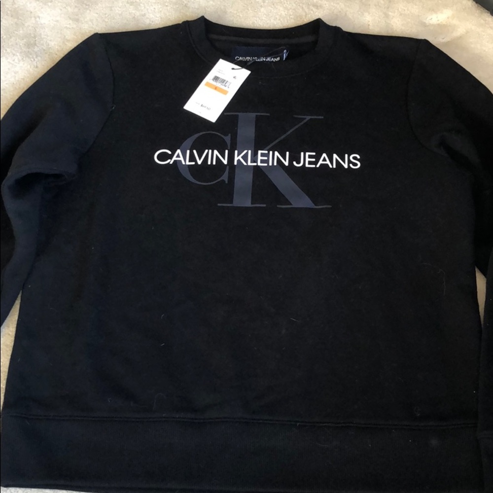 BNWT Calvin Klein sweatshirt